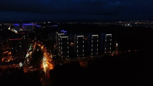 Вечернее освещение ЖК "Олимп". Июль 2021 г.
