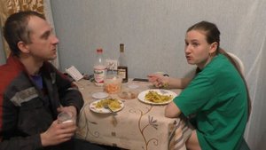 НАШ СКРОМНЫЙ УЖИН.Жареная картошка с селедкой и капустой.ПОЗДРАВЛЯЕМ МАМУ С ДНЕМ РОЖДЕНИЯ