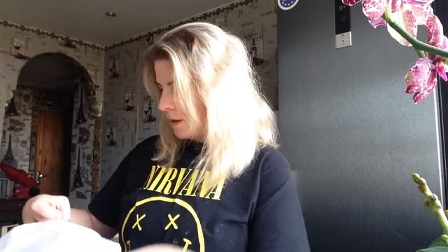 Скорее всего у меня короновирус, ломит тело, нос не дышит, кашель. смотреть онлайн