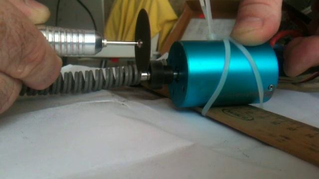 Как отрезать стальной вал на 5мм RC motor / How to cut a steel shaft 5mm RC motor смотреть онлайн