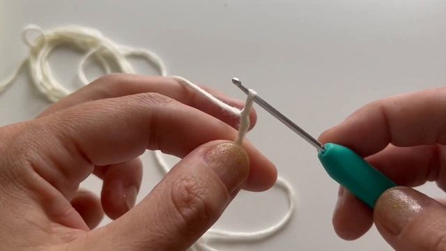 Воздушная петля, цепочка из воздушных петель. Вязание крючком для новичков смотреть онлайн