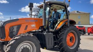 Обзор на трактор из Китая ENSIGN 140 л.с.