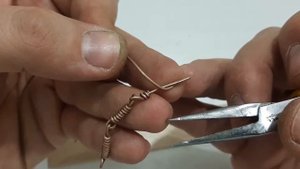 работа с проволокой 04 цепочка  винтовая
