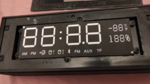 Замена аккумулятора в китайской Bluetooth колонке с часами: LP-C06.