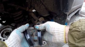 Замена Передних Тормозных Колодок на Шевроле Нива 4х4