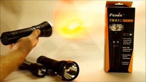 Fenix TK41c - мощный фонарь на АА батарейках