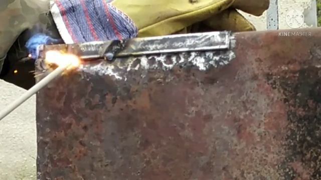 Как заварить тонкий метал (0,7) мм электродами? смотреть онлайн