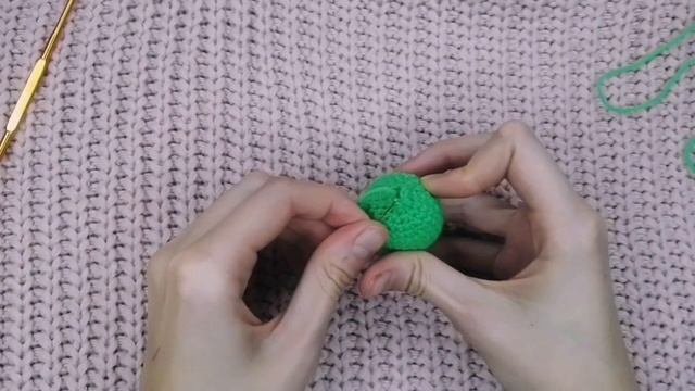 ?Мини лягушка?крючком