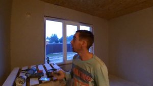 Вентиляция в СИП доме. Установка проветривателя стенового Вентс ПС 100.