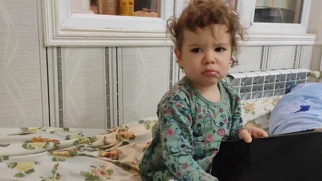 нам год и 9❤️ #babygirl #детскийконтент #дочка #маминарадость #маленькаядевочка смотреть онлайн