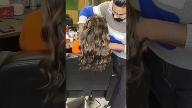 #highlights #haircolor #loreal #professional for more details follow me on instagram @sabarhenry смотреть онлайн