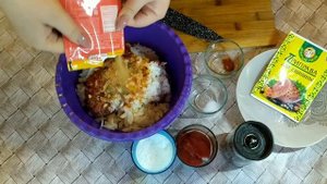 Тефтельки - ёжики в томатно - сливочной подливе! Это очень вкусно и просто!