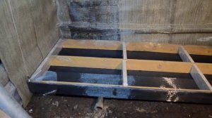 Тёплый курятник. Своими руками. Сетка против грызунов. 03