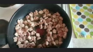 Макароны с рубленным мясом в томатом соусе