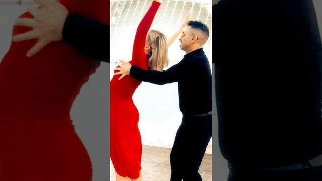 Manuel Turizo - La Bachata | Alfonso y Mónica смотреть онлайн