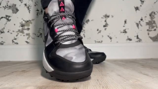 Nike ACG Lowcate SE DR1030-001 on feet смотреть онлайн