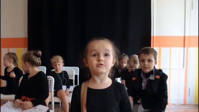 "Рассеянный с улицы Бассейной", ст.гр.М.Чертухиной смотреть онлайн