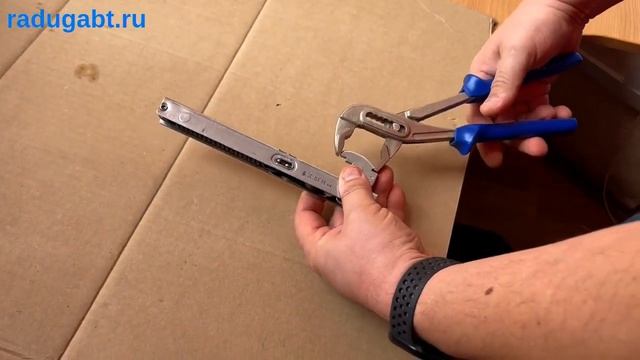 Petlya dveri duhovogo shkafa hotpoint ariston indesit whirlpool bauknecht radugabt
