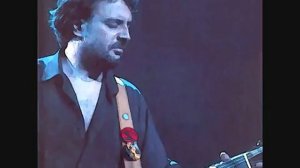 Ivano Fossati    E di nuovo cambio casa