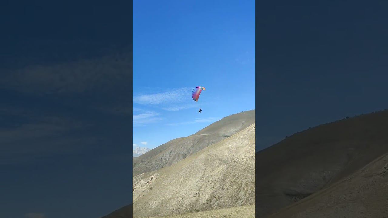 Первый Полет на Параплане в Горах | Кавказ Чегем | Paragliding смотреть онлайн