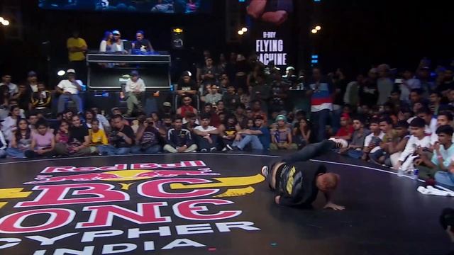 B-Boy Flying Machine vs. B-Boy Antique｜Final | Red Bull BC One Cypher India 2022 смотреть онлайн