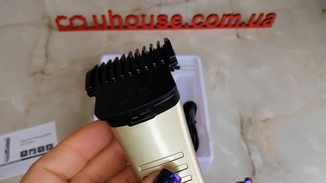 Машинка для стрижки волос GEEMY GM-6128 триммер смотреть онлайн