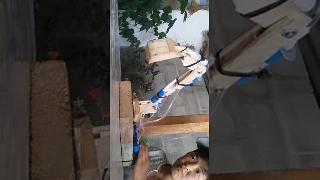 Изобретатель будущего из Барскоона. )