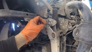 How to remove an Audi steering rack/Как снять рулевую рейку Audi