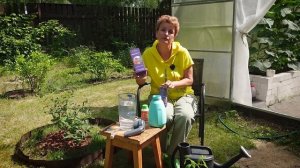 Делаем баковую смесь: подкормка и защита от вредителей