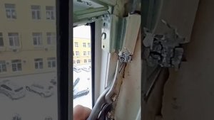 Если не вытаскивается штивт ножничной петли, что делать мы придумали такое решение. #заменафурнитур