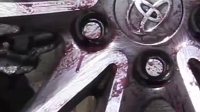 Как очистить колёсные диски и обновить резину на автомобиле DAC Super Effect смотреть онлайн