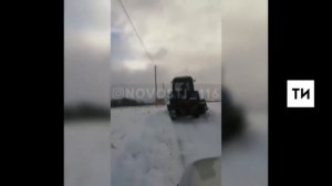 В Татарстане по просьбе многодетных семей в поселке Сокуры почистили снег