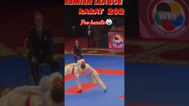 выждал, дёрнул и закинул ногу ?? #karate #kumitekarate #kumitetraining #wkfkarate #wkf #спорт