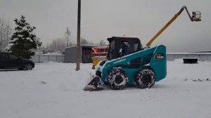 Мини-погрузчик Sunward SWL3220. Уборка снега. СпецМеханизацияКом