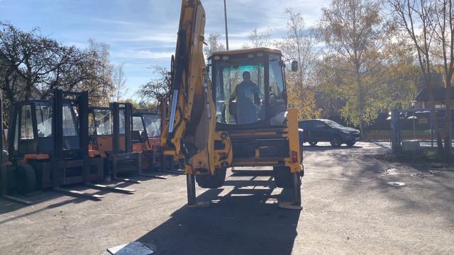 Baggerlader JCB 3CX смотреть онлайн