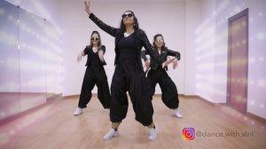 Kala Chashma from Spain | Bollywood swag | Baar Baar dekho | Katrina kaif | Vinatha & company