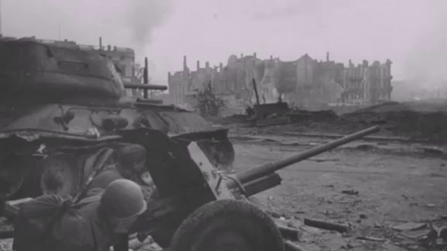 Священная война. Песня военных лет