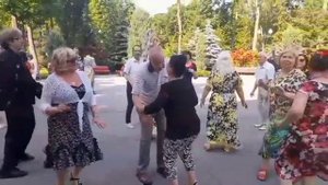 А ты сказала это ландыши танцы в парке Горького Харьков 17.06.2023