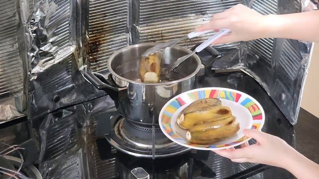 Как приготовить бананы в кокосовом молоке или กล้วยบวชชี (Клуае Буад Щий) тайская еда смотреть онлайн