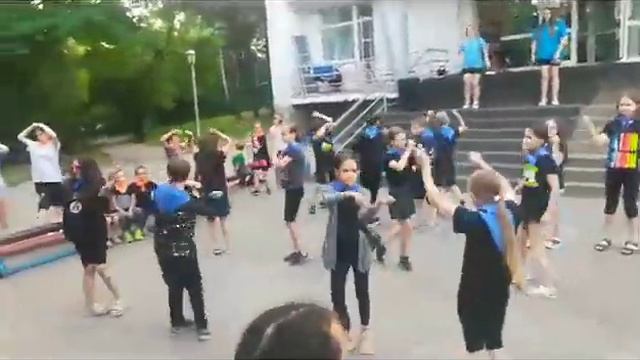 это мы в лагере выступали и да лагерь романтика саноторий Междуреченск