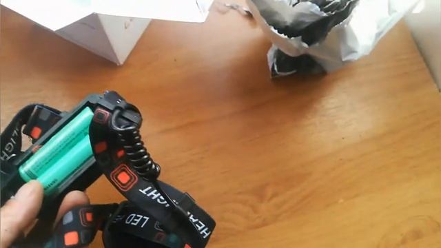 Очень мощьный на лобный фонарик. смотреть онлайн