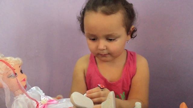Видео для девочек красим ногти куклам смотреть онлайн