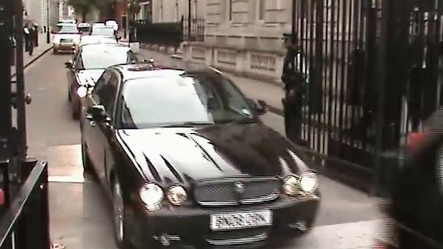 Лондон. Даунинг Стрит. Downing Street смотреть онлайн