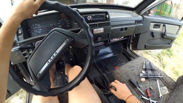 Убрал ЛЮФТ ДВЕРЕЙ за 100 рублей на ВАЗ 2109. Закинул музыку теперь ВАЛИТ! смотреть онлайн