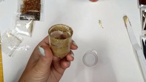 Как сделать глиттерную краску за 5 минут?/How to make glitter paint? Аналог Фабрики Декору