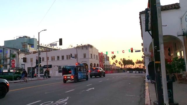 TOP Things To Do in VENICE BEACH 2023! Los Angeles Travel Guide & Tour to Venice in Los Angeles смотреть онлайн