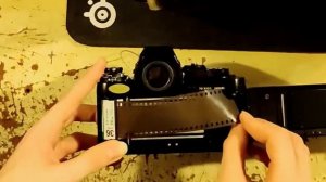 How to load a Nikon F3