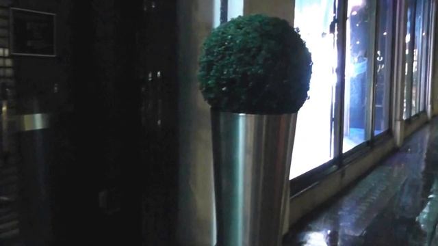 Harvey Nichols, London смотреть онлайн