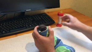 Кормление новорожденного котёнка из бутылочки