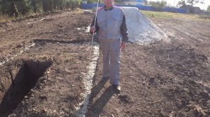 22. Копка котлованов септика, траншеи канализационного трубопровода.  Утро
